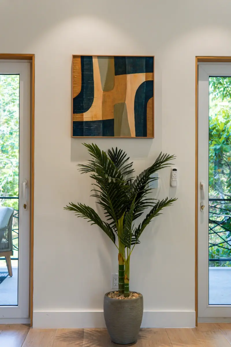 macaw-ridge-villas-roatan-living-room-4