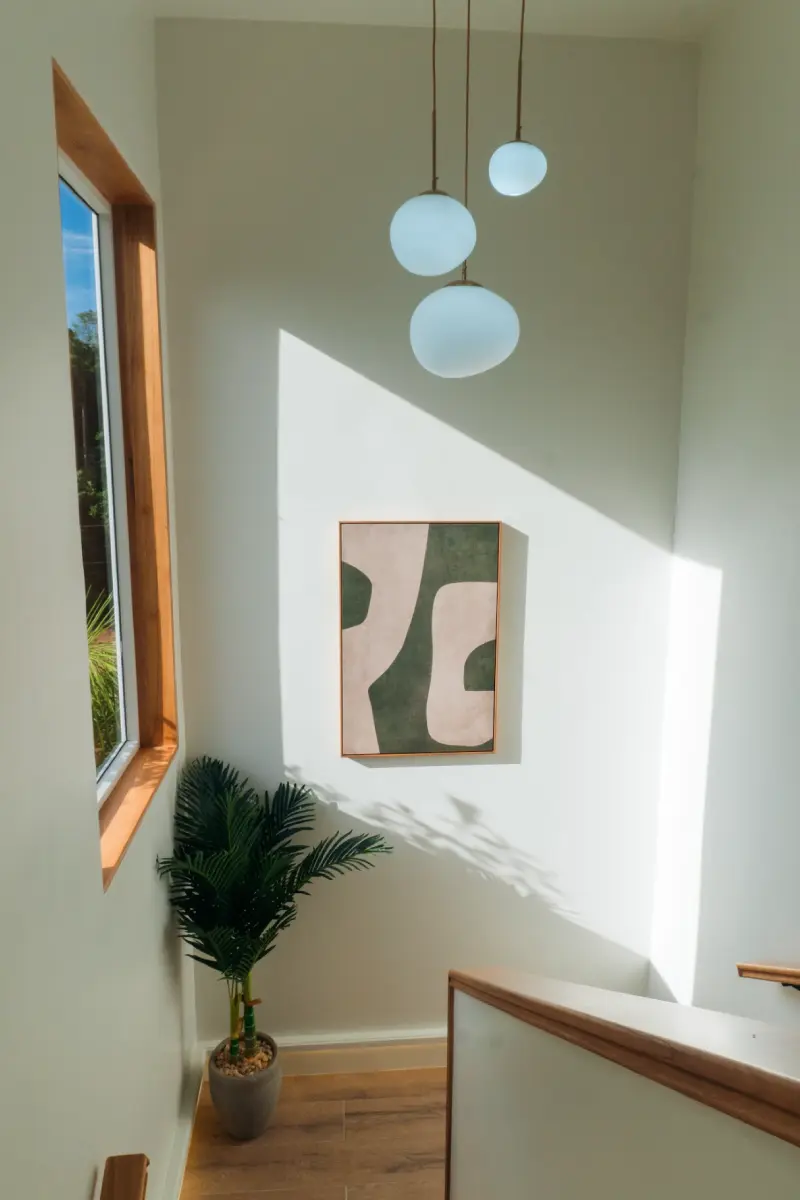 macaw-ridge-villas-roatan-stairs-detail